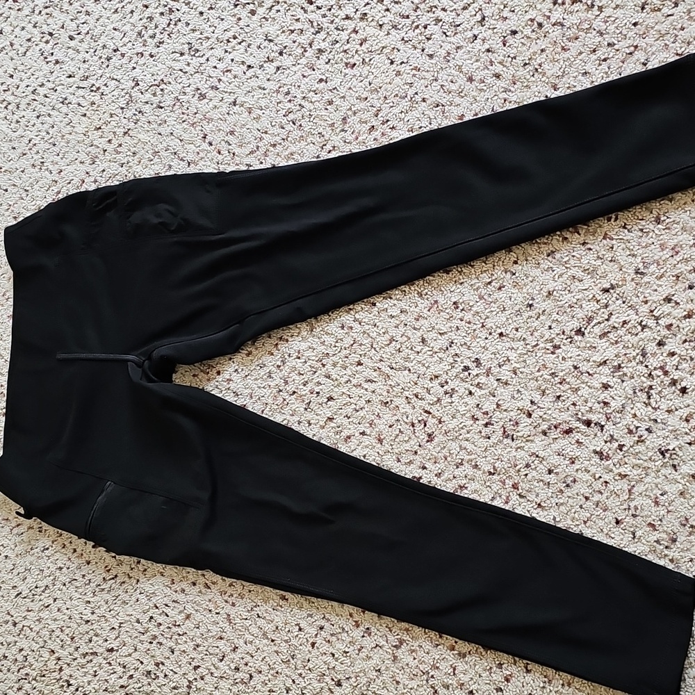 Carhartt Women's Black Leggings - Picture 3 of 11